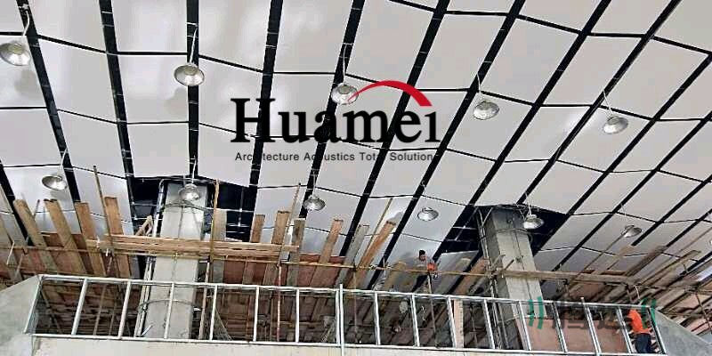 云南曲靖体育馆悬挂吊顶项目